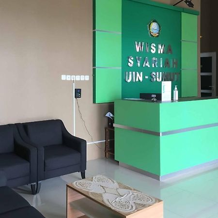 Wisma Syariah UINSU Medan RedPartner Bagian luar foto
