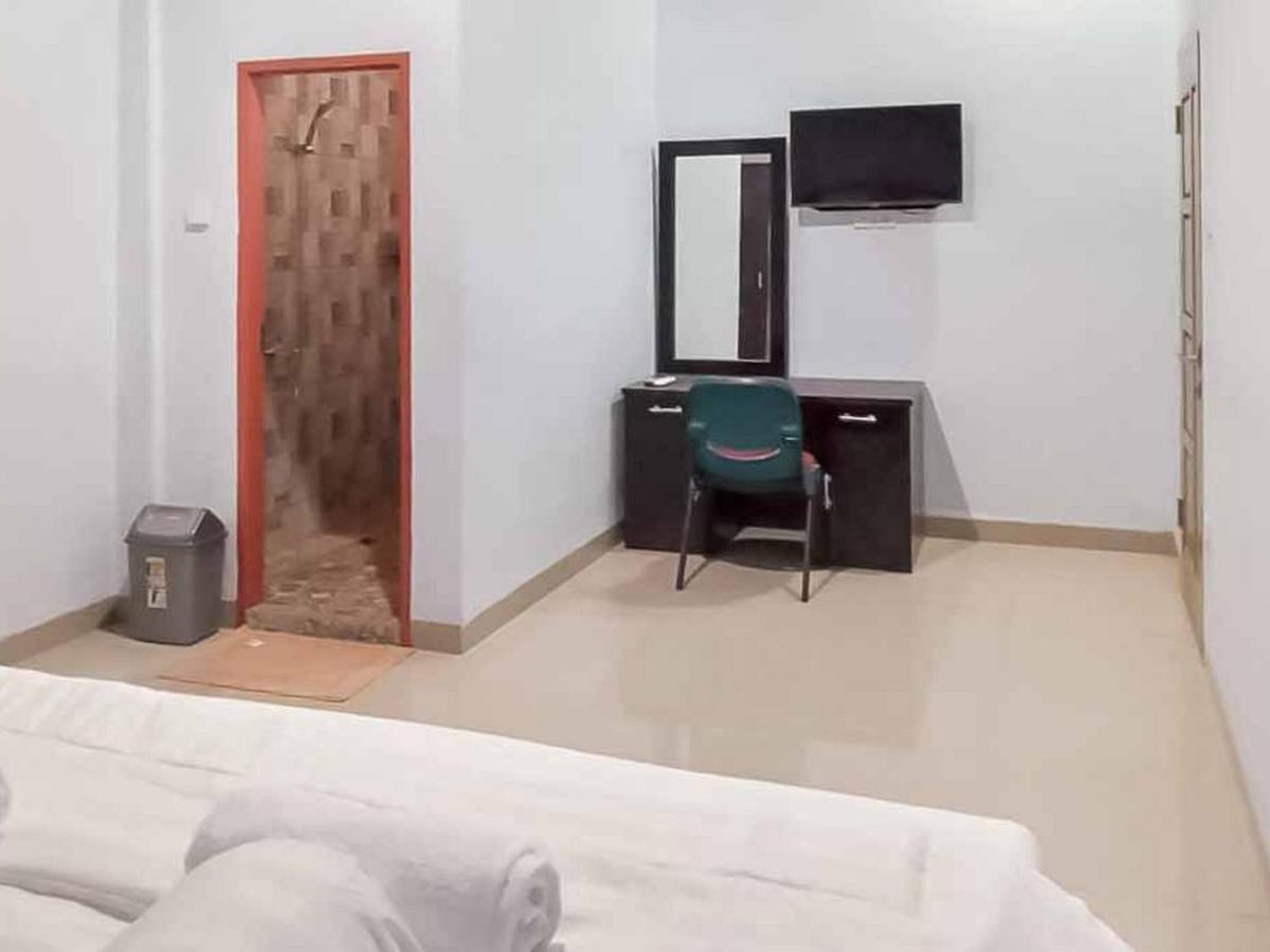 Wisma Syariah UINSU Medan RedPartner Bagian luar foto